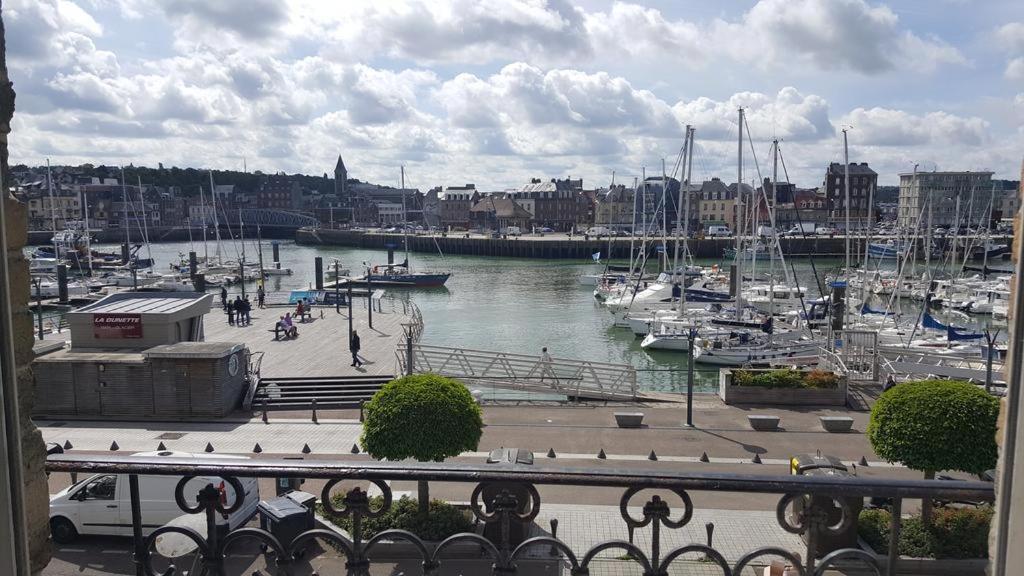 Colbert Apartamento Dieppe Exterior foto